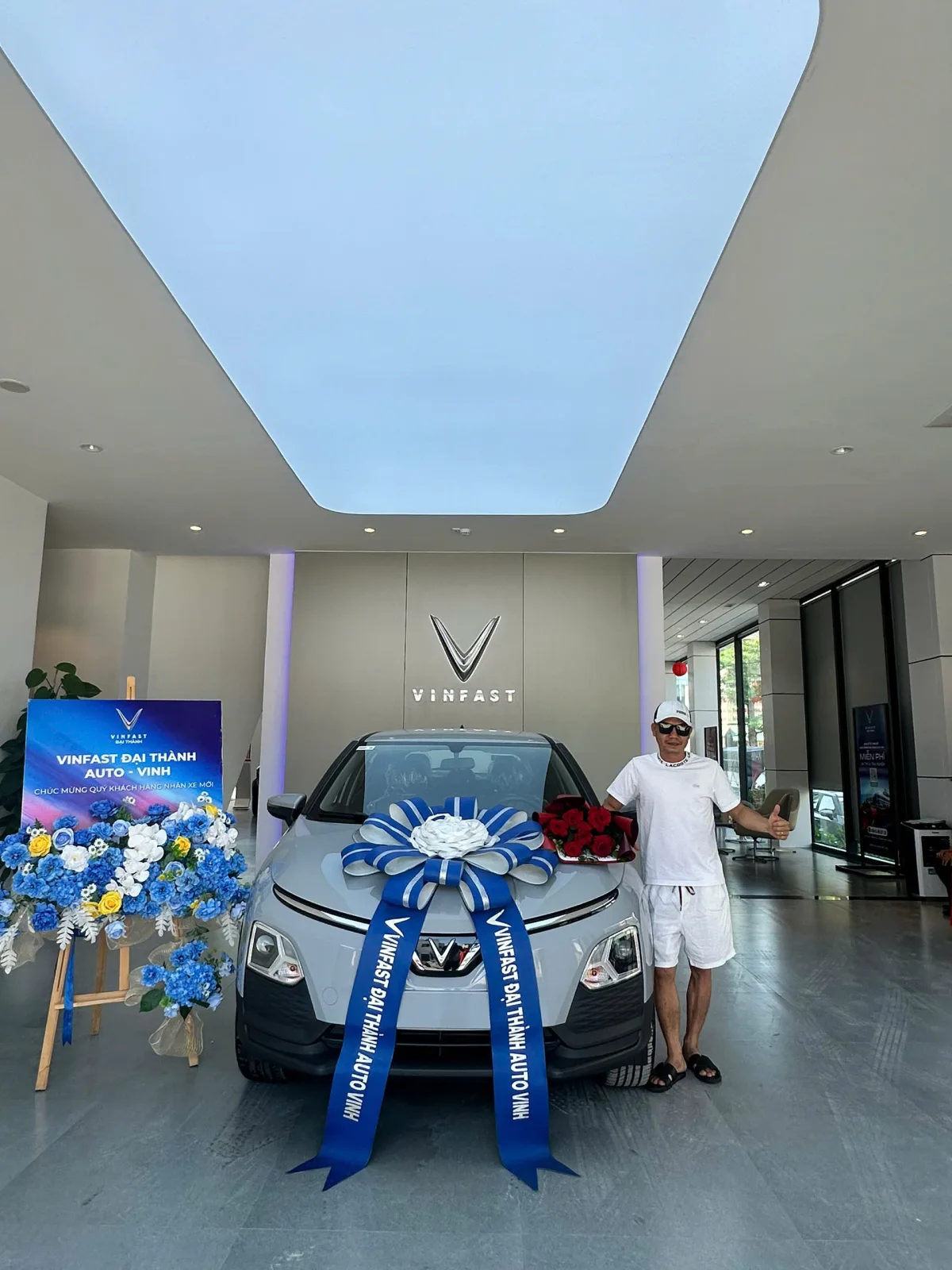 Bàn giao xe điện VinFast cho khách hàng tại Nghệ An